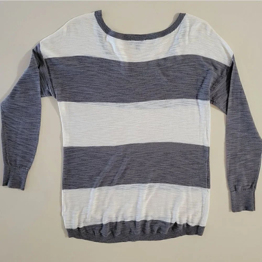Express Stripe Sweater   - Picture 9 of 9